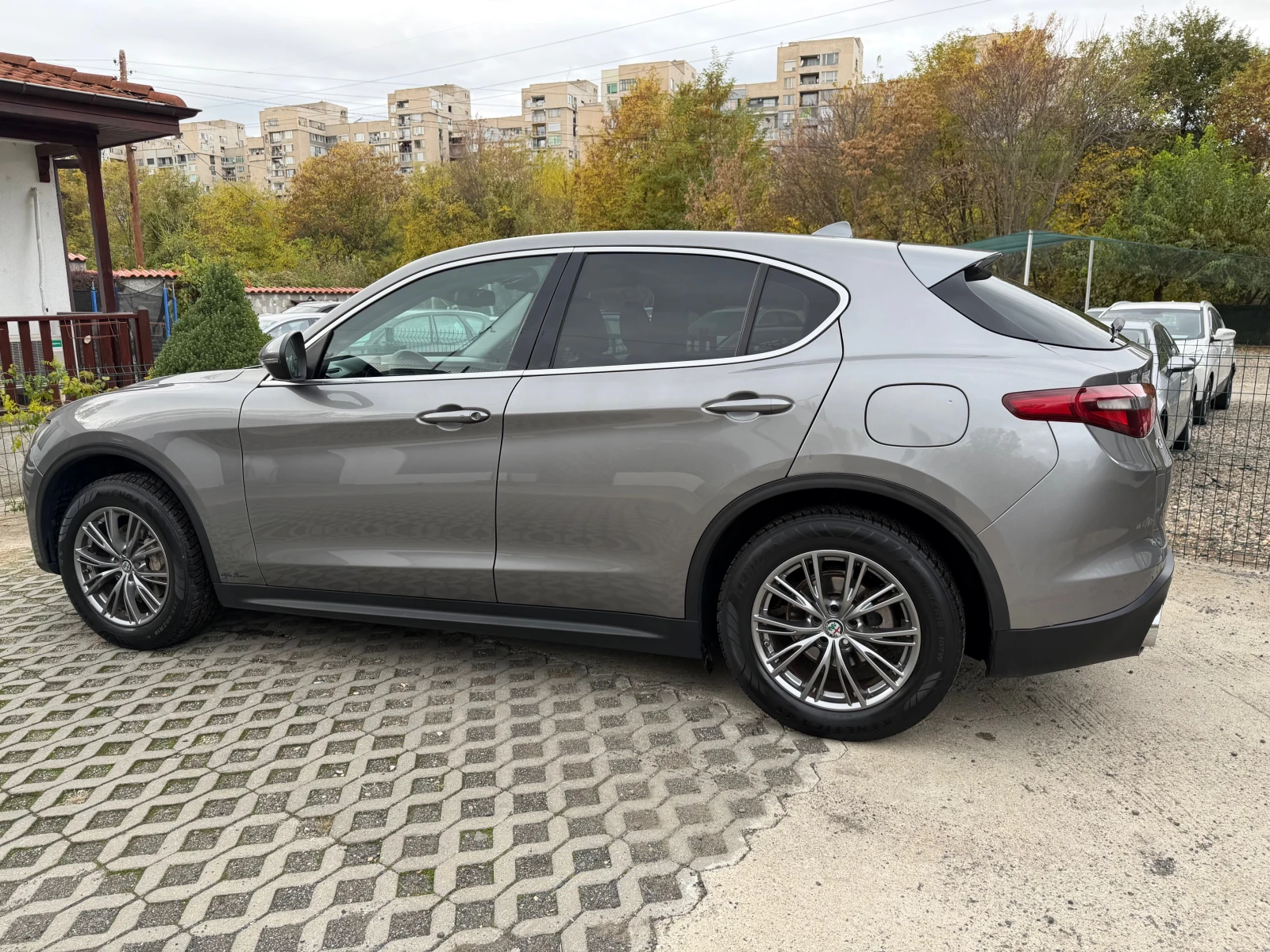 Alfa Romeo Stelvio 2.2JTDM Q4 AWD, снимка 7 - Автомобили и джипове - 56707989