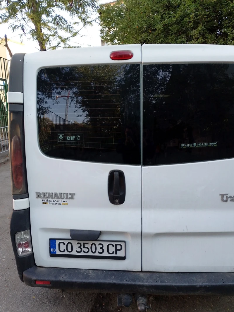 Renault Trafic, снимка 5 - Бусове и автобуси - 47341787