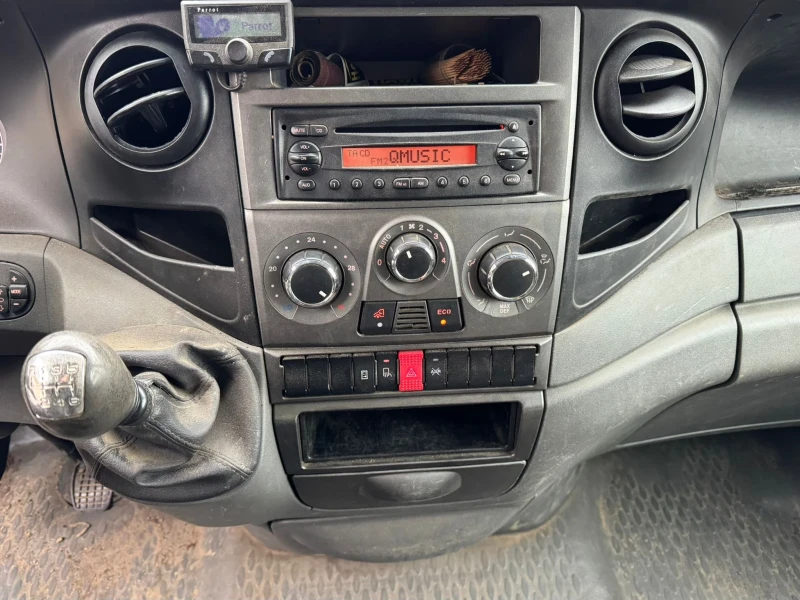 Iveco Daily 35c15* 3.0HPI* МАКСИ* КЛИМАТИК* , снимка 8 - Бусове и автобуси - 53457801