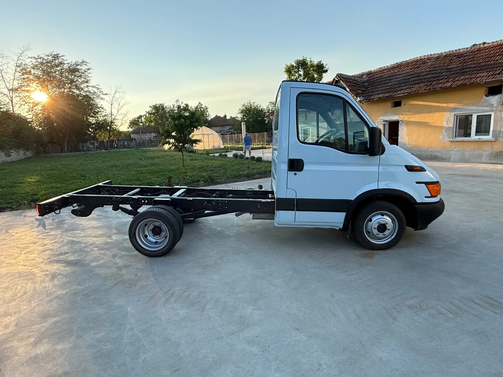 Iveco 35c13 3, 5 тона, снимка 8 - Бусове и автобуси - 56659022