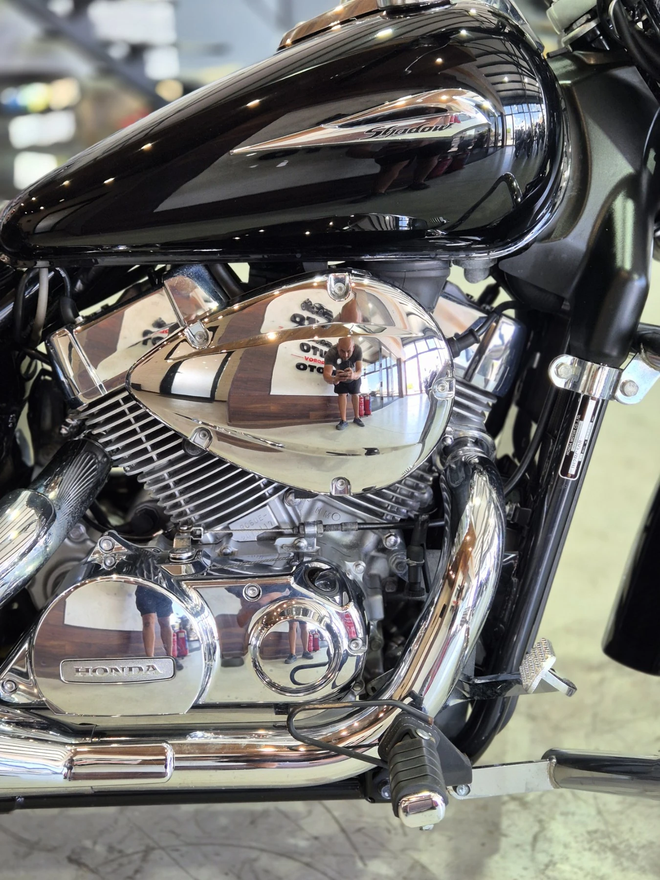 Honda Shadow VT 750 C Classic A2!! инжикцион!! ШВЕЙЦАРИЯ!!!, снимка 12 - Мотоциклети и мототехника - 55204103