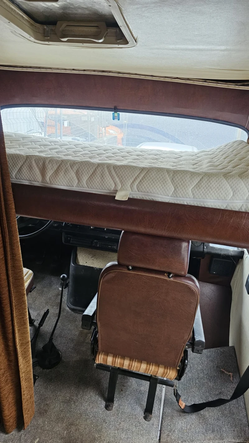 Кемпер Mercedes-Benz, снимка 14 - Каравани и кемпери - 52045621