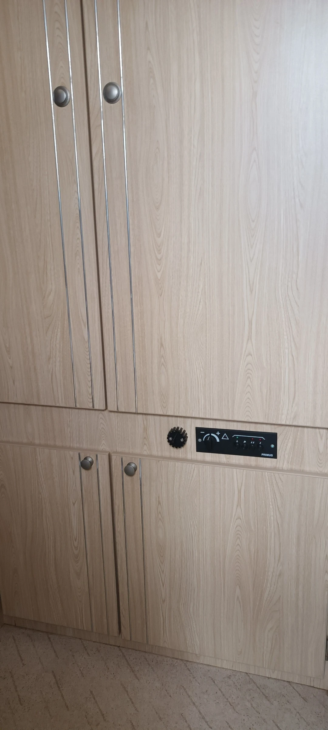  Beyerland | Mobile.bg   12