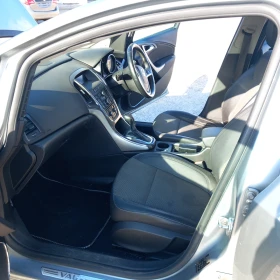 Опел Астра J 2,0 CDTI комби 2011/ Opel Astra J Sports Tourer 2,0 CDTI silver на части, снимка 13