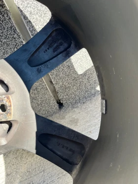   Audi A8 | Mobile.bg    9