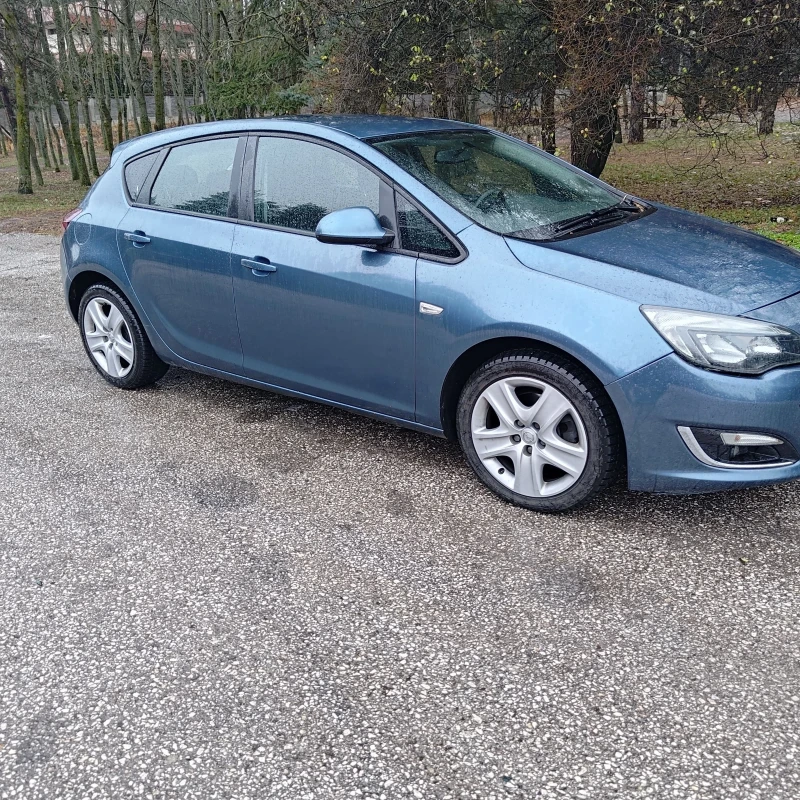 Opel Astra FACELIFT 1.7 CDTI 131к.с. 6 скорости, снимка 17 - Автомобили и джипове - 47636477