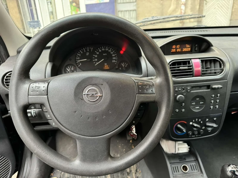 Opel Corsa, снимка 4 - Автомобили и джипове - 48885045