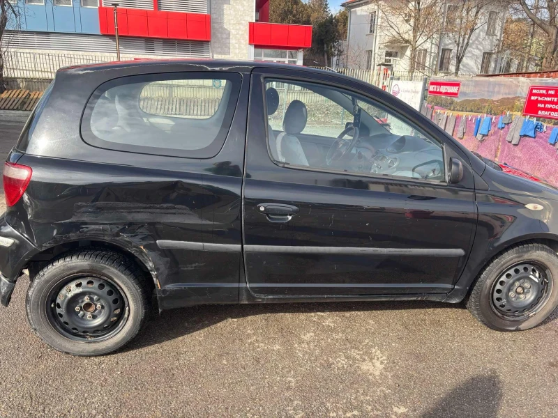 Toyota Yaris, снимка 3 - Автомобили и джипове - 48899802