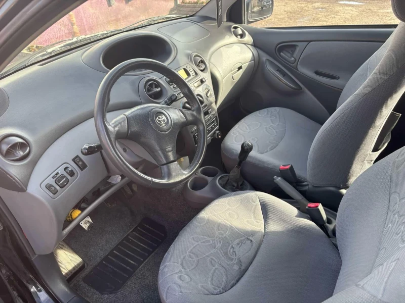 Toyota Yaris, снимка 9 - Автомобили и джипове - 49549025