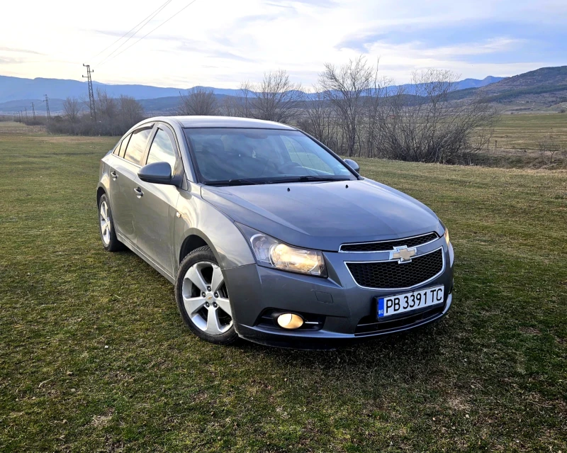 Chevrolet Cruze, снимка 1 - Автомобили и джипове - 49438834