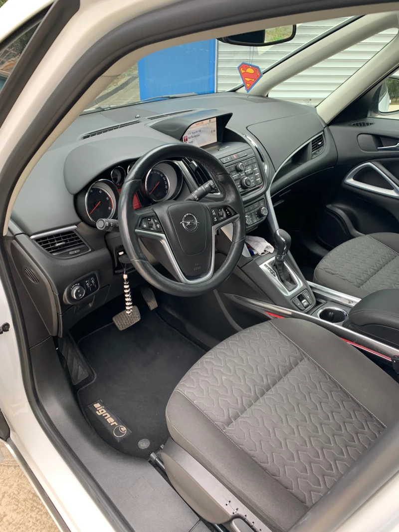 Opel Zafira, снимка 8 - Автомобили и джипове - 52278487