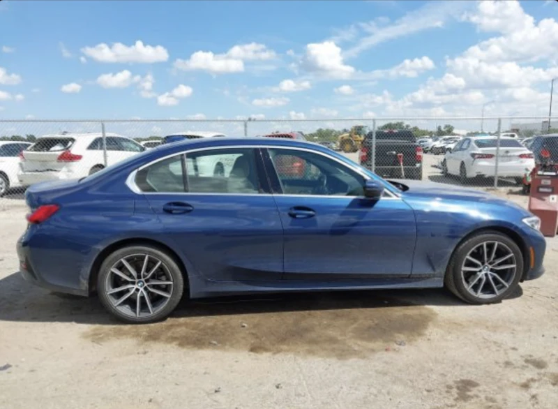 BMW 330 CARFAX* АВТОЛИЗИНГ, снимка 11 - Автомобили и джипове - 52750060