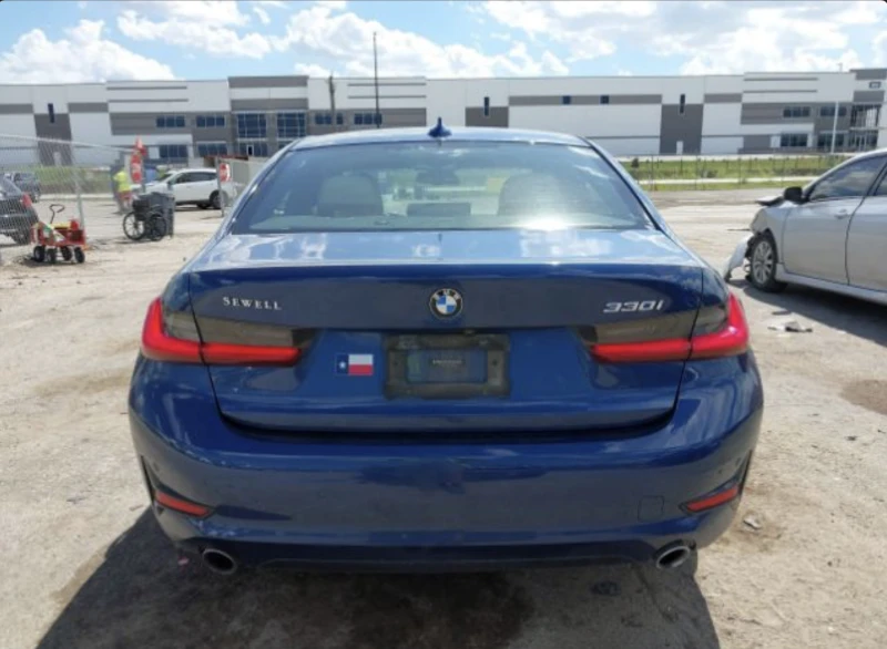 BMW 330 CARFAX* АВТОЛИЗИНГ, снимка 13 - Автомобили и джипове - 52750060