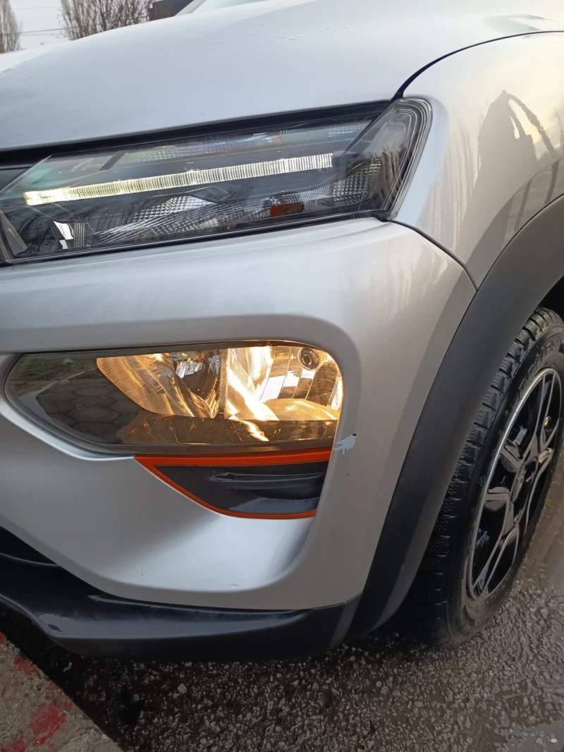 Dacia Spring, снимка 7 - Автомобили и джипове - 52805190