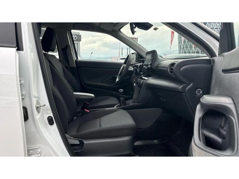 Toyota Yaris Cross 1.5P LIGHT MT - изображение 6