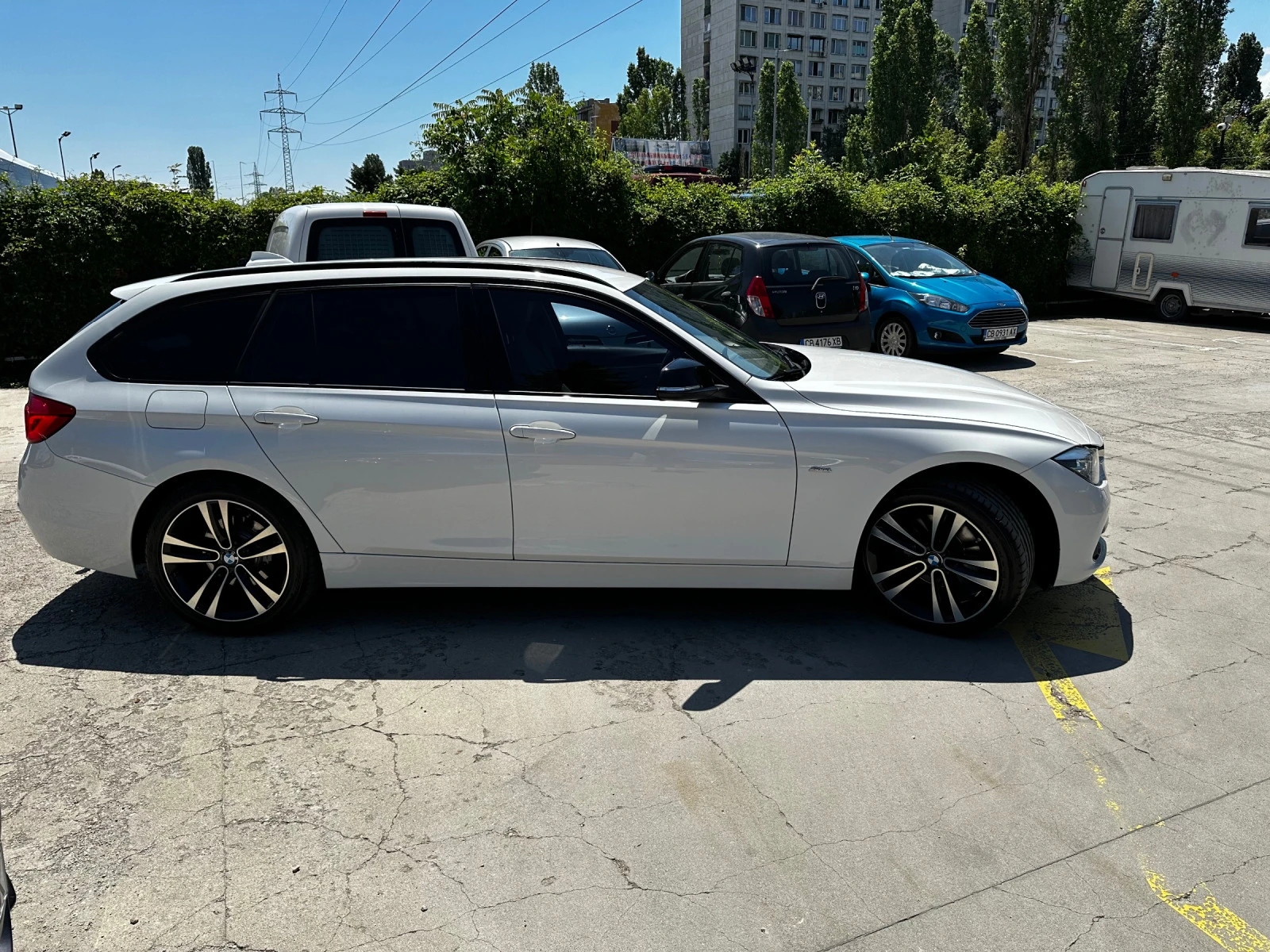 BMW 320 320d xDrive Sport Line - изображение 5