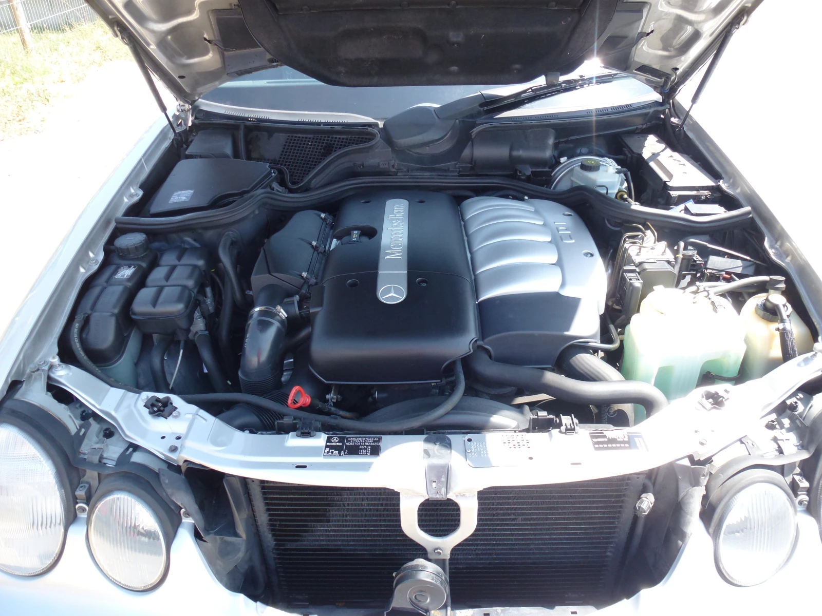 Mercedes-Benz E 270 E270CDI КАТАФАЛКА | Mobile.bg — изображение 11