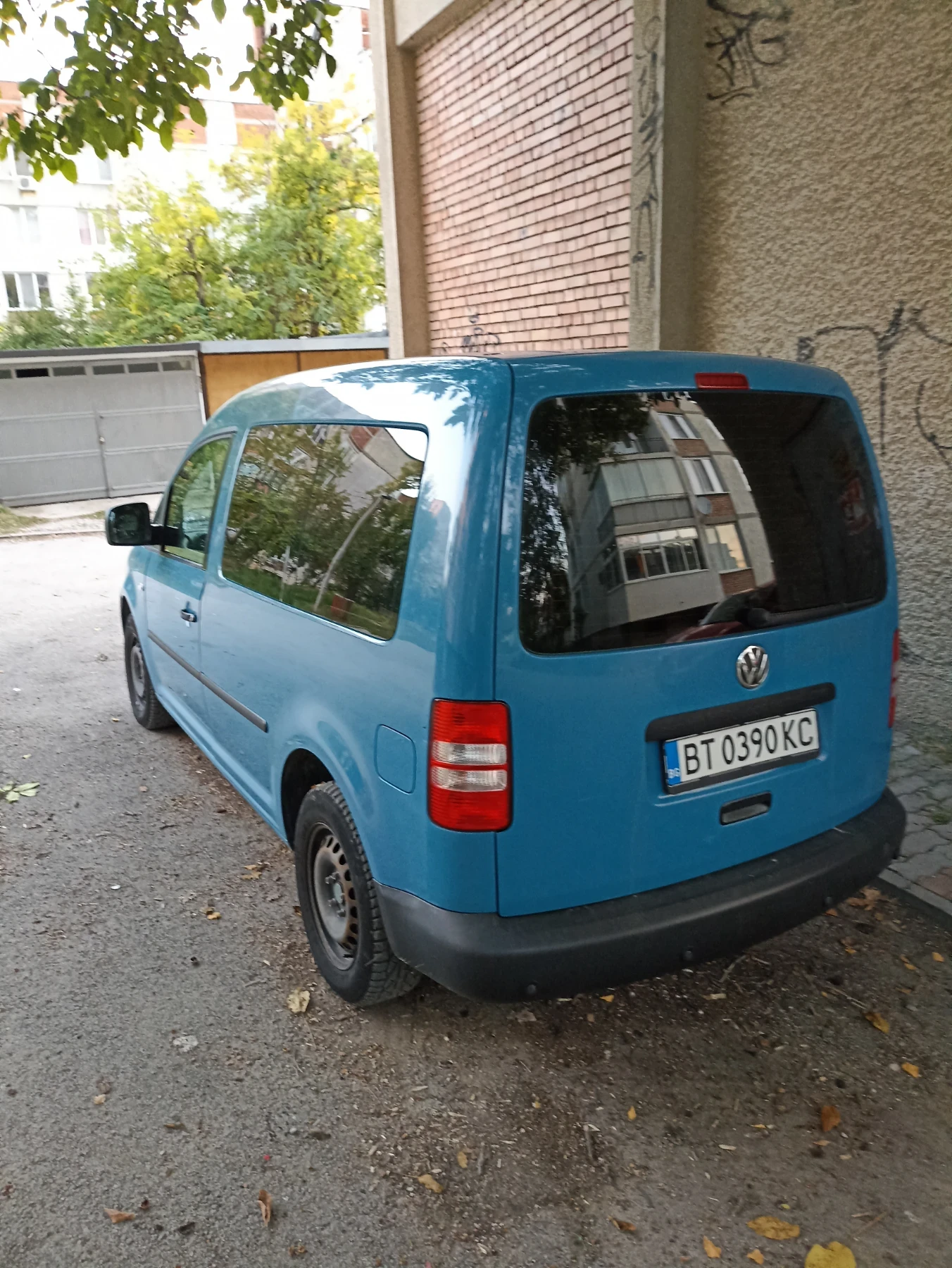 VW Caddy EKO fuel 2.0 - изображение 3