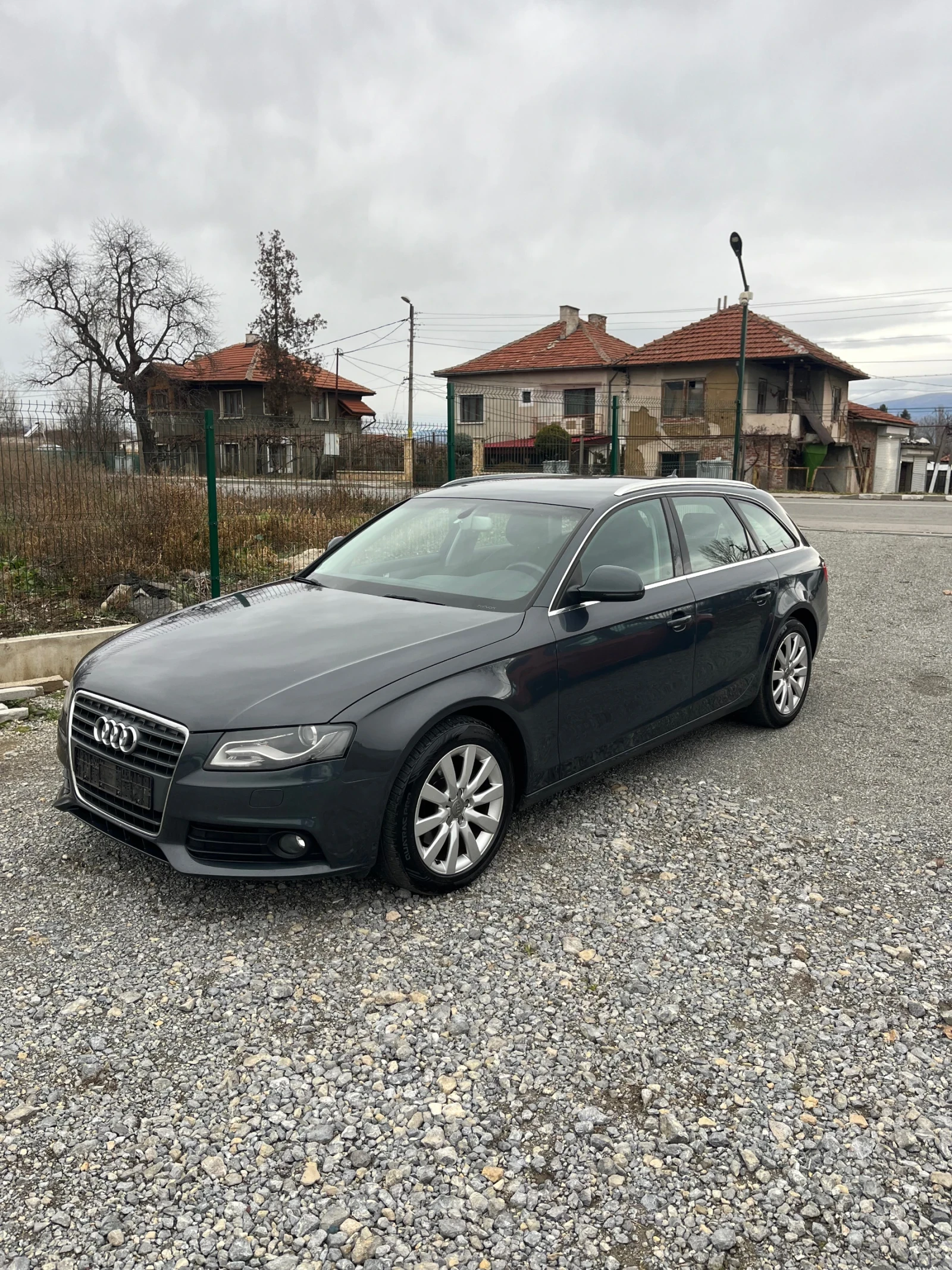 Audi A4 2.0 ТОП състояние! - изображение 2