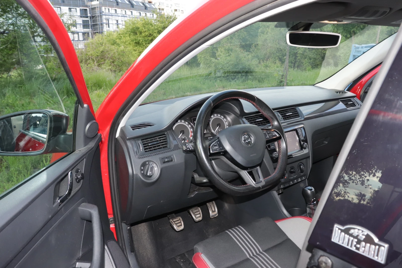 Skoda Rapid 1.6, снимка 14 - Автомобили и джипове - 49468614