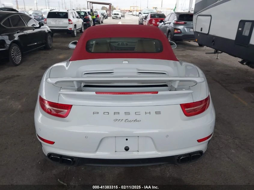 Porsche 911 3.8L H-6 DI, DOHC, VVT, TURBO, 520HP All Wheel Dri - изображение 7