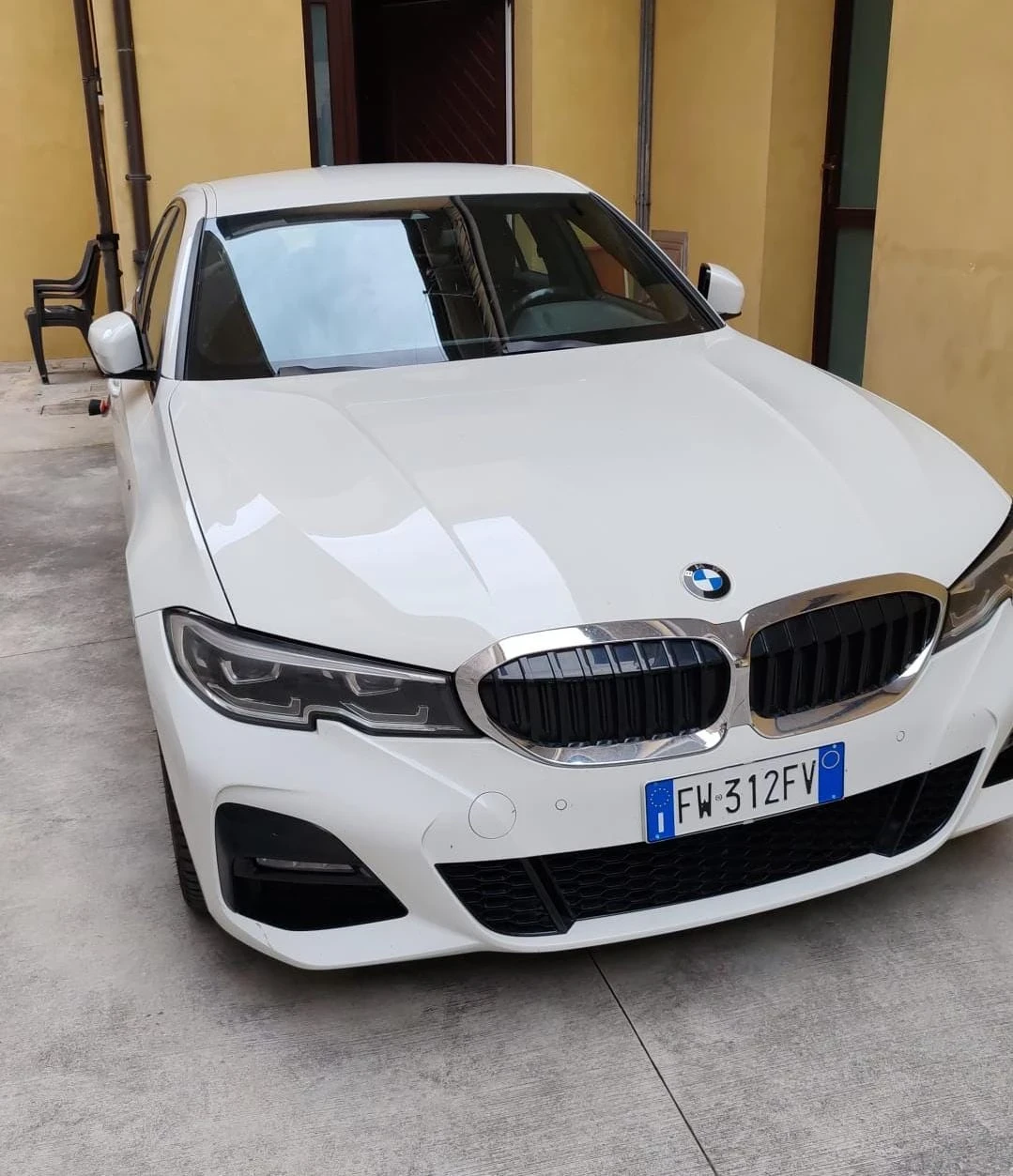 BMW 320 320D - изображение 3
