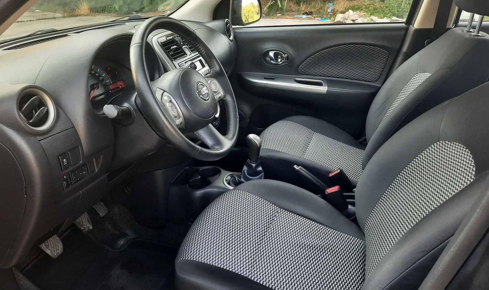 Nissan Micra 1.2i Pure Drive FeceLift - изображение 10