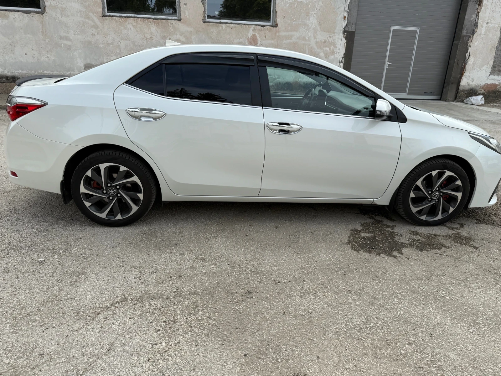 Toyota Corolla Anniversari - изображение 3