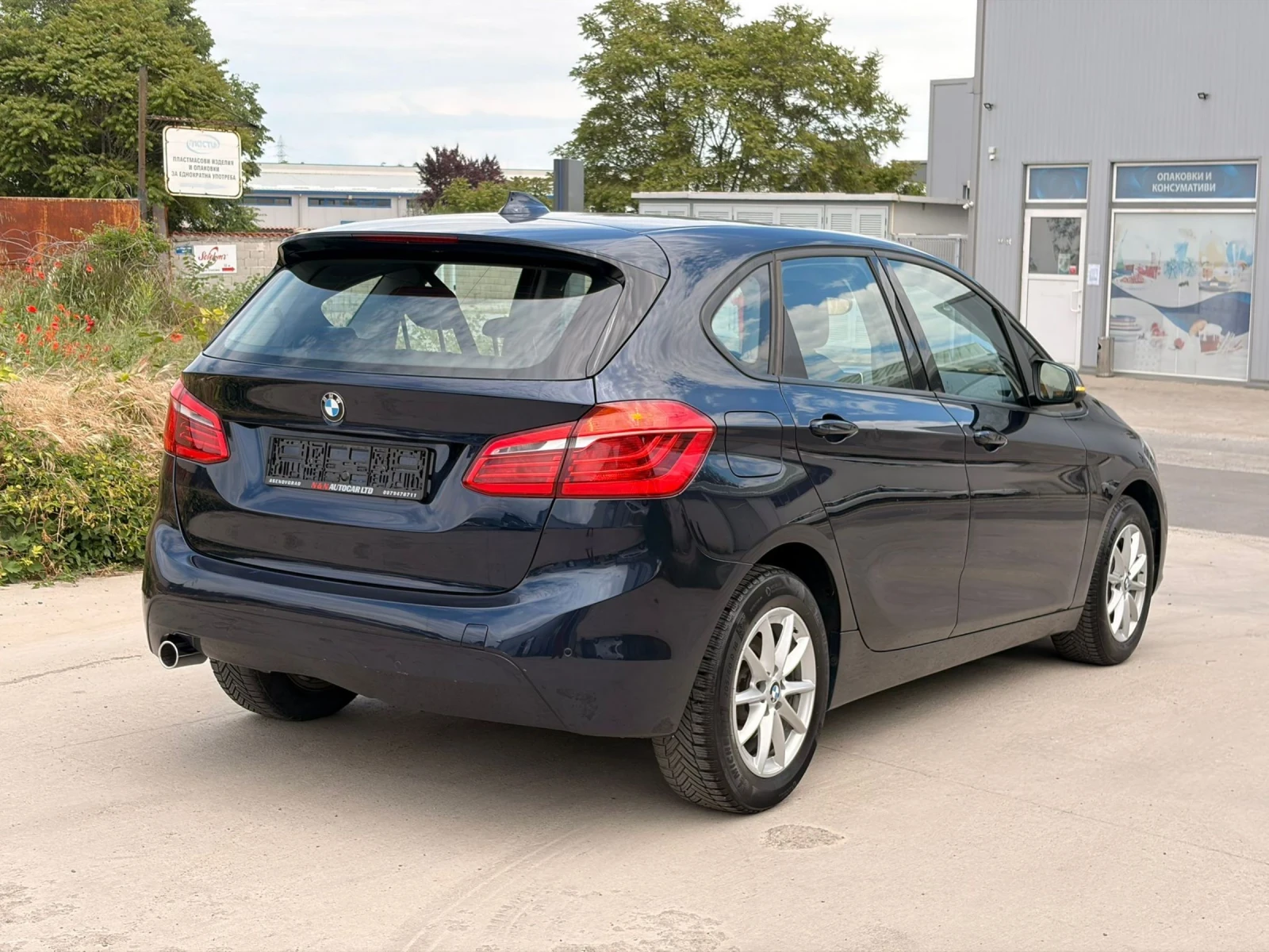 BMW 2 Active Tourer 1.5 D, снимка 5 - Автомобили и джипове - 51355698