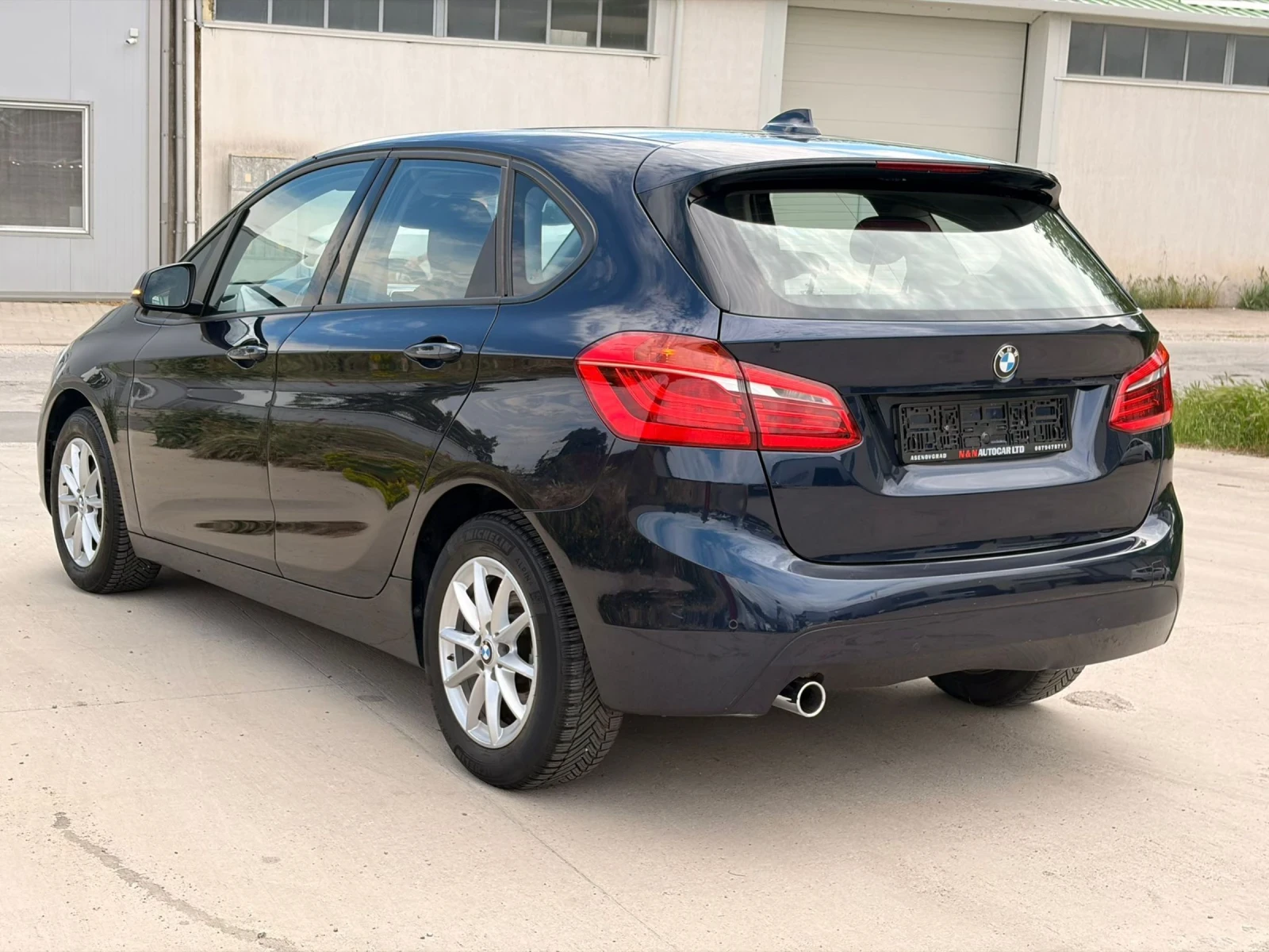 BMW 2 Active Tourer 1.5 D, снимка 4 - Автомобили и джипове - 51355698