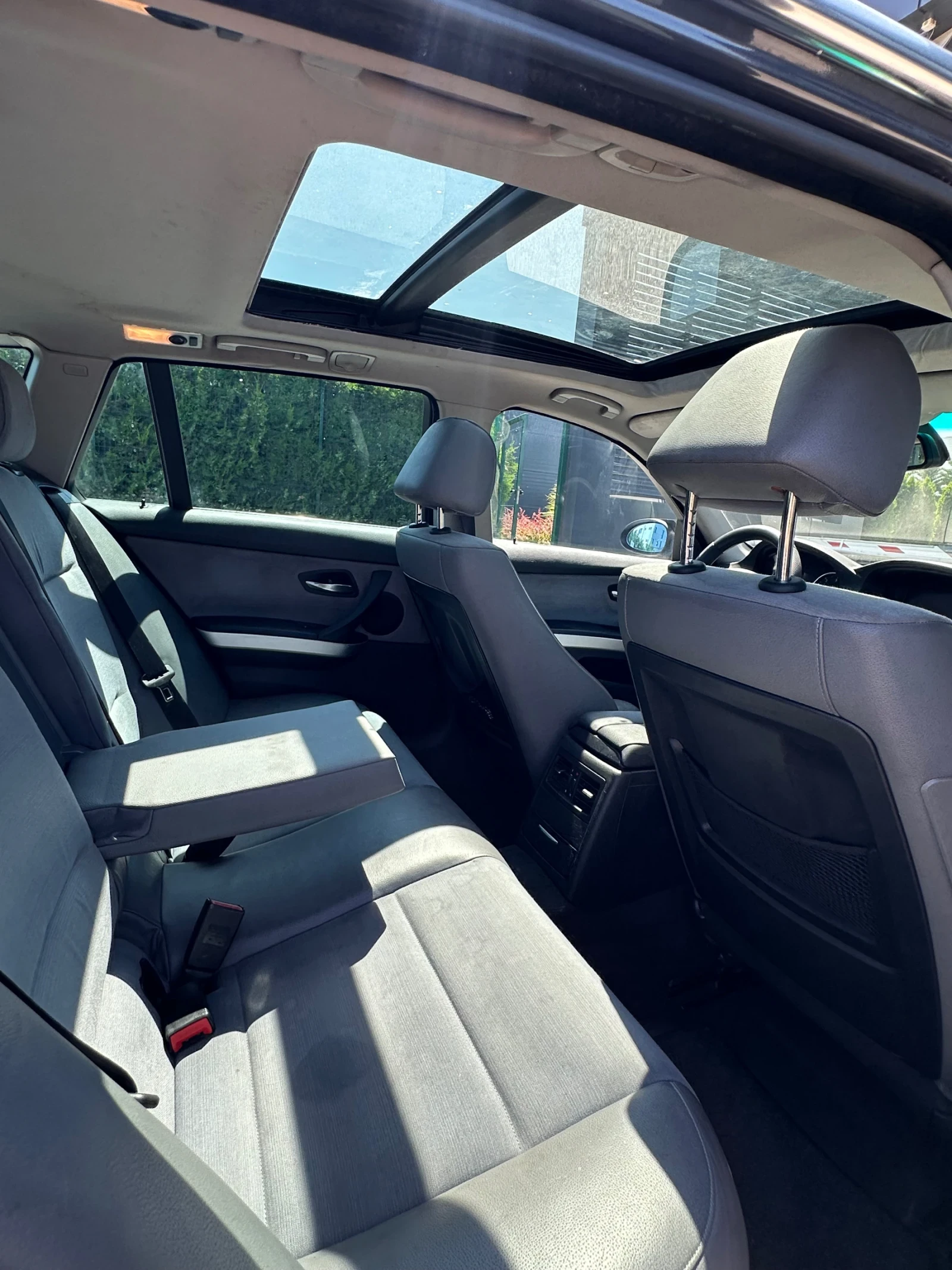 BMW 330 BMW 330d/Панорама/Навигация/M-packet - изображение 9
