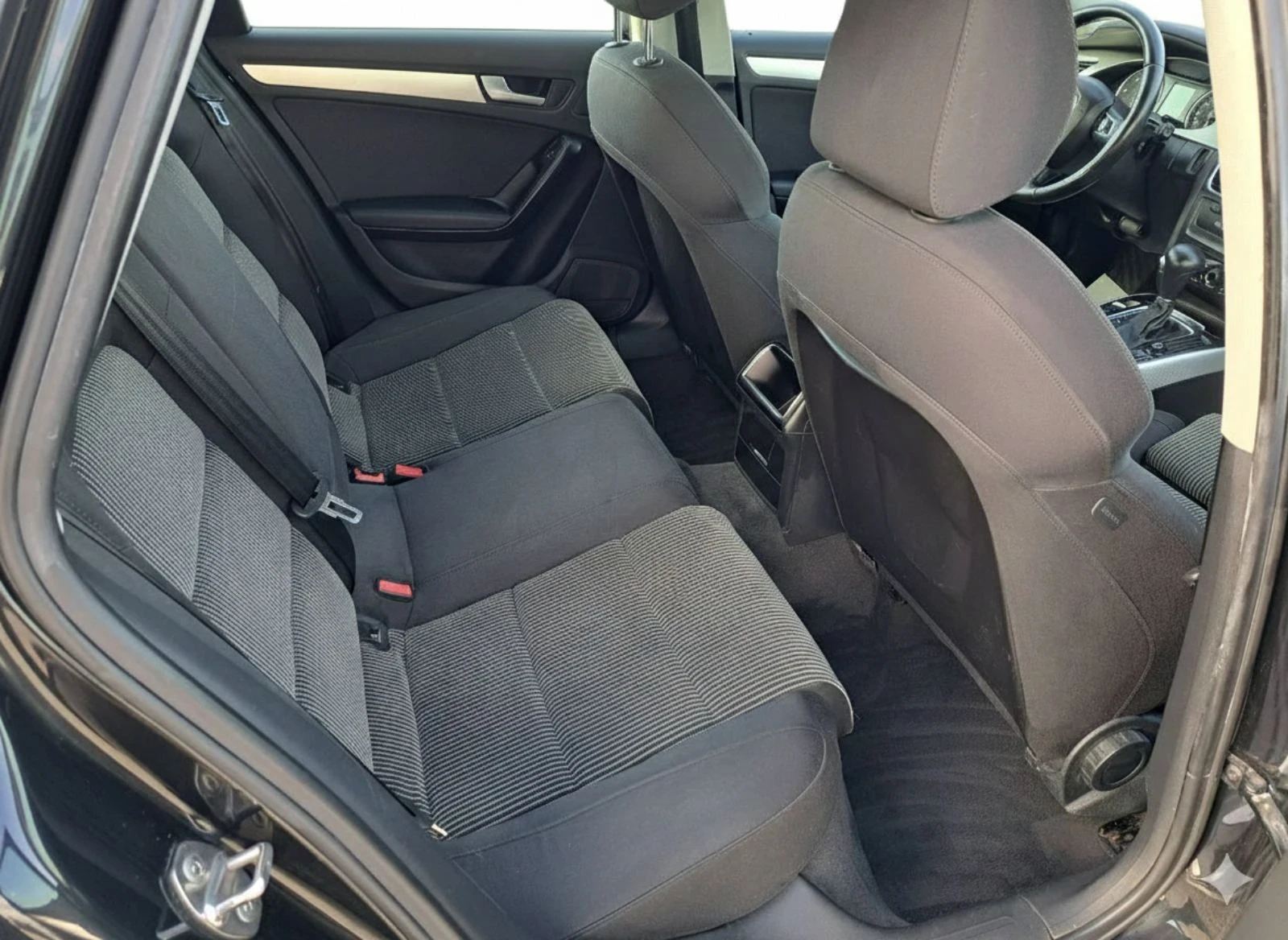 Audi A4 2.0 TDI 143k.c  LED  * auto*  | Mobile.bg � ����������� 14