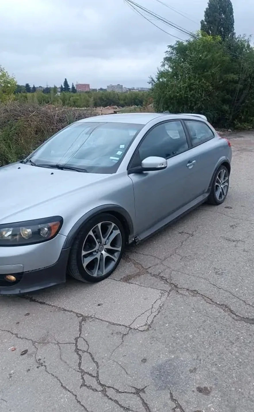 Volvo C30, снимка 2 - Автомобили и джипове - 53405545