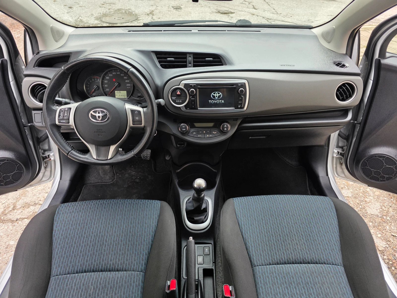 Toyota Yaris 1.33 VVTI Камера Евро 5 Навигация - изображение 10