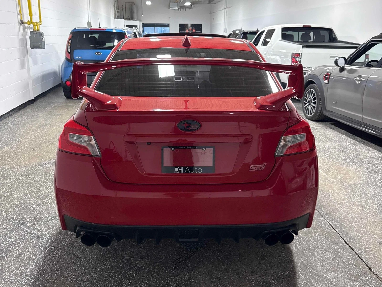 Subaru WRX STI С РЕГИСТРАЦИЯ & АВТО КРЕДИТ - изображение 4