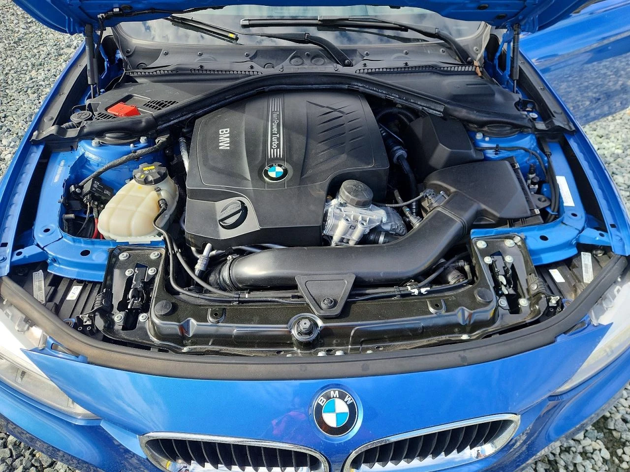 BMW 335  - изображение 7