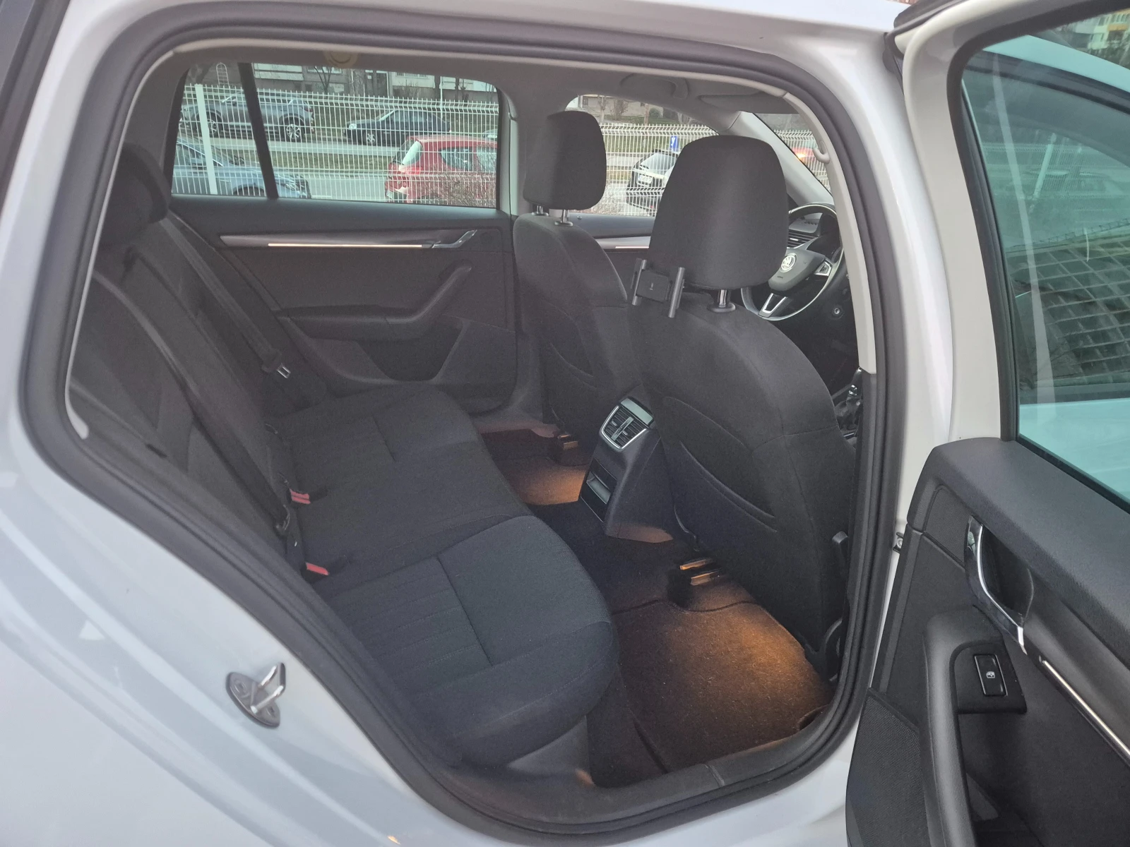 Skoda Octavia | Mobile.bg � ����������� 12