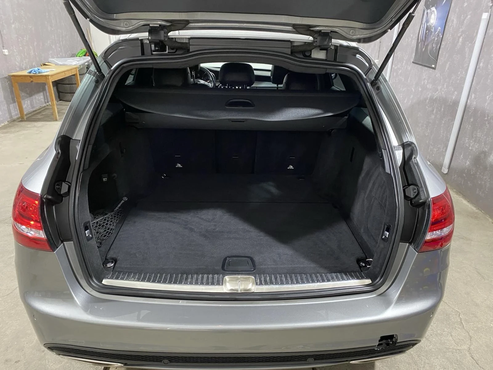 Mercedes-Benz C 400 AMG пакет 4 matik, снимка 11 - Автомобили и джипове - 53753748