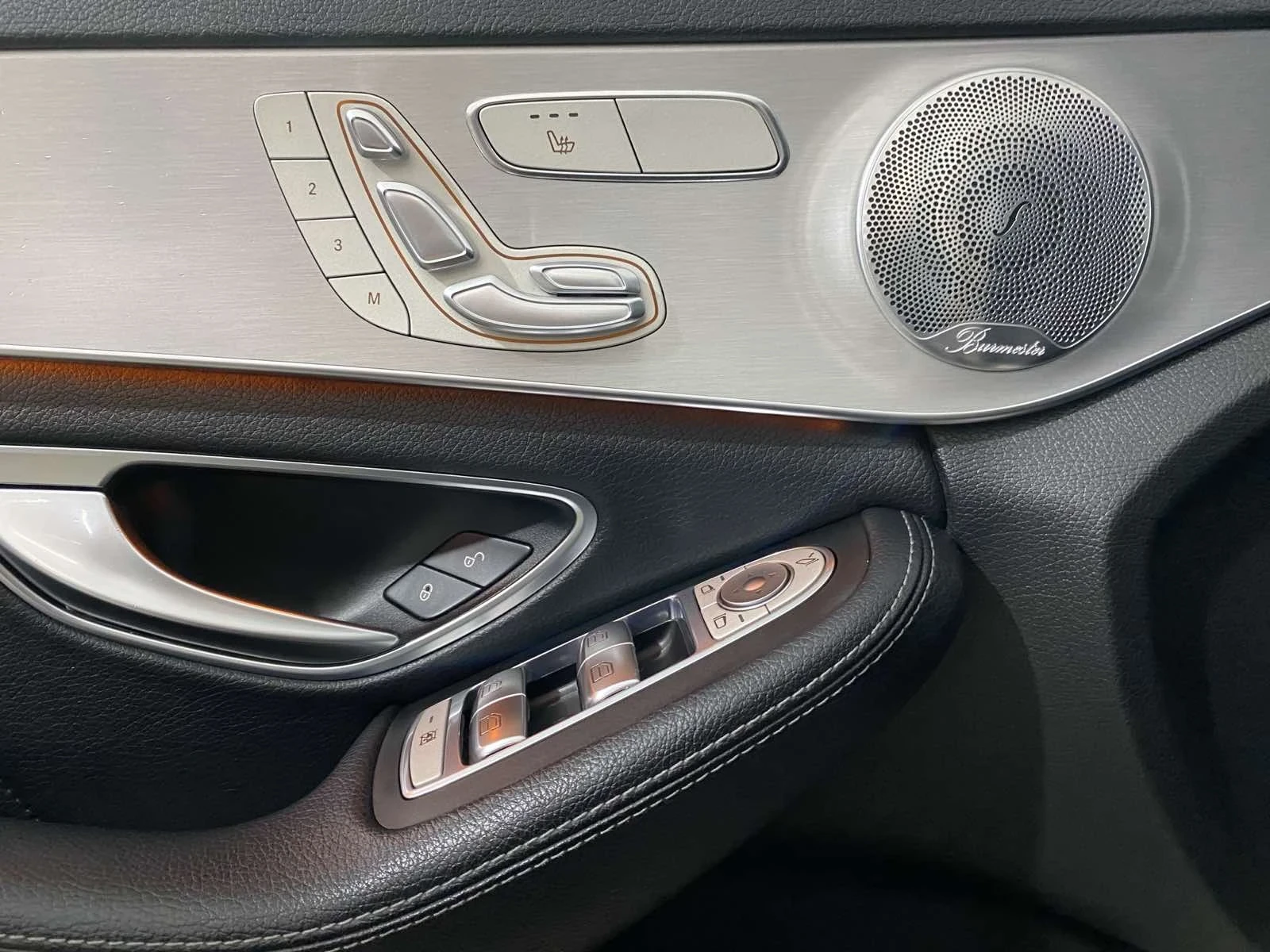 Mercedes-Benz C 400 AMG пакет 4 matik, снимка 12 - Автомобили и джипове - 53753748