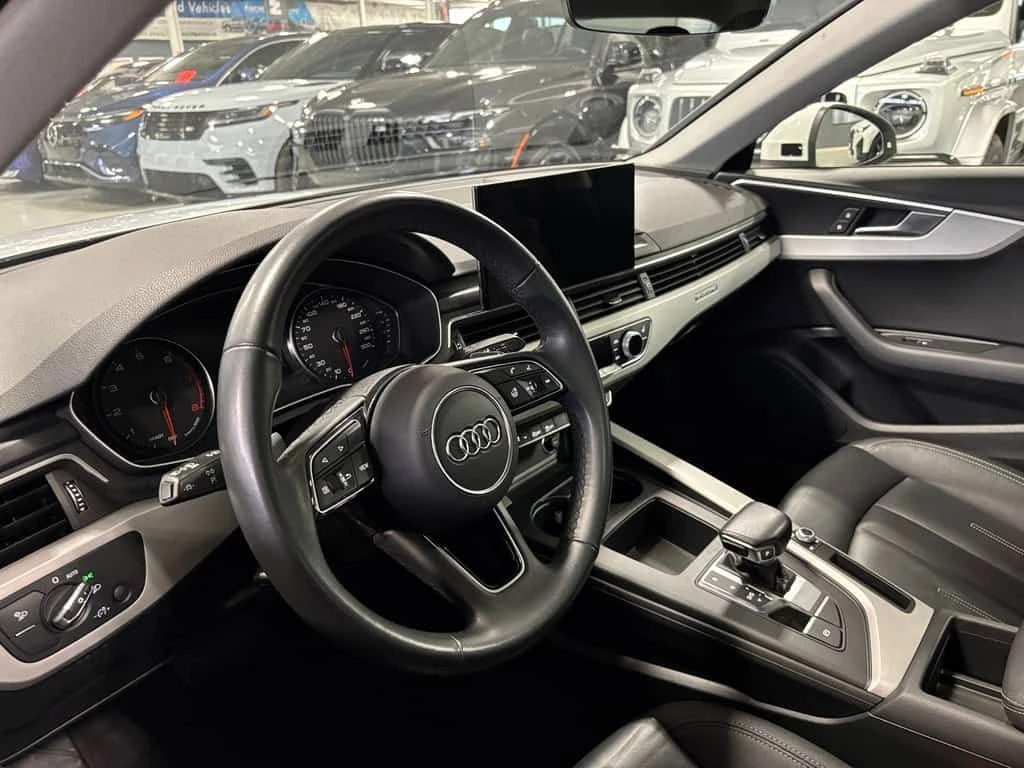 Audi A4 * Komfort| QUATTRO| ALLOYS| LEATHER| BACKUPCAM| SU, снимка 6 - Автомобили и джипове - 53874409