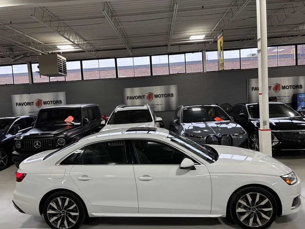 Audi A4 * Komfort| QUATTRO| ALLOYS| LEATHER| BACKUPCAM| SU, снимка 3 - Автомобили и джипове - 53874409