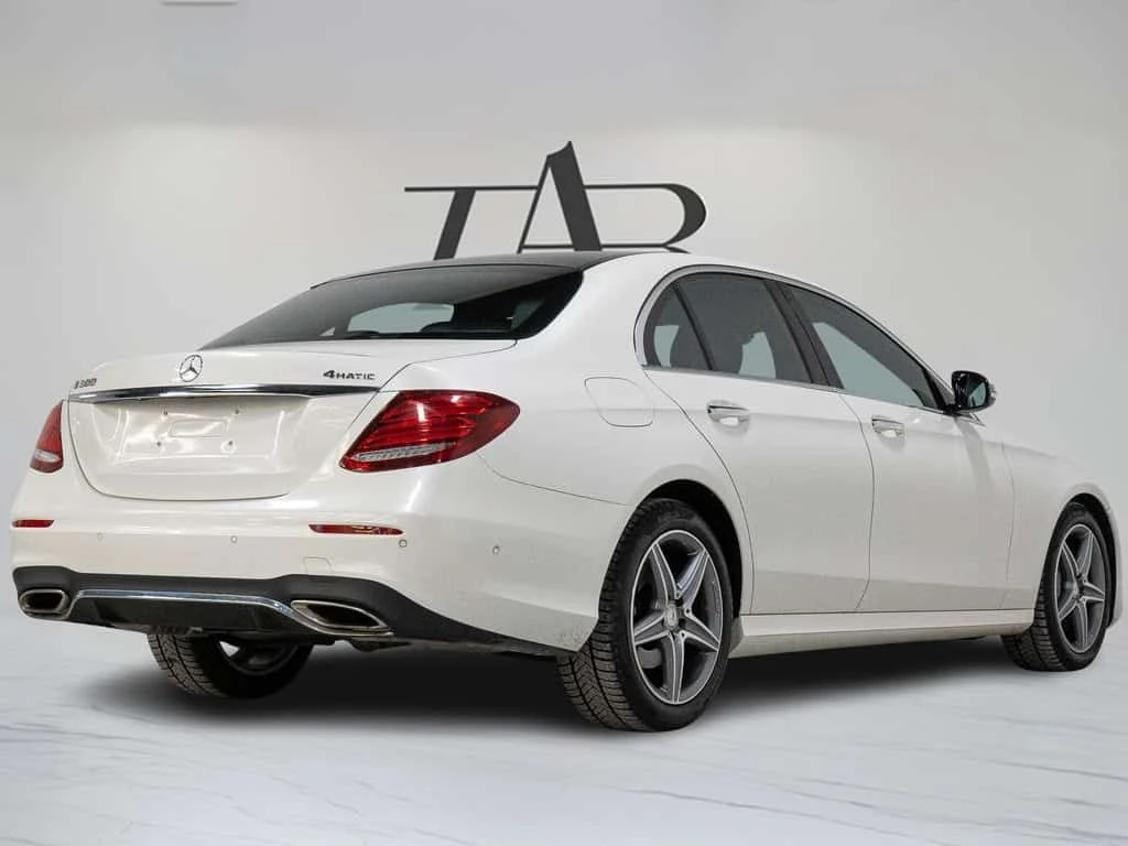 Mercedes-Benz 300 * | AMG PKG | PREMIUM PKG | BURMESTER | PANO * CAR, снимка 4 - Автомобили и джипове - 53950415