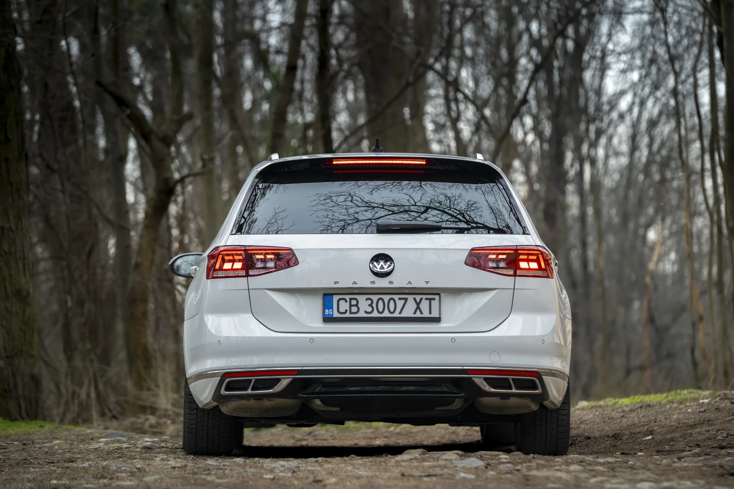 VW Passat R-Line / Dynaudio / Печка, снимка 9 - Автомобили и джипове - 53990884