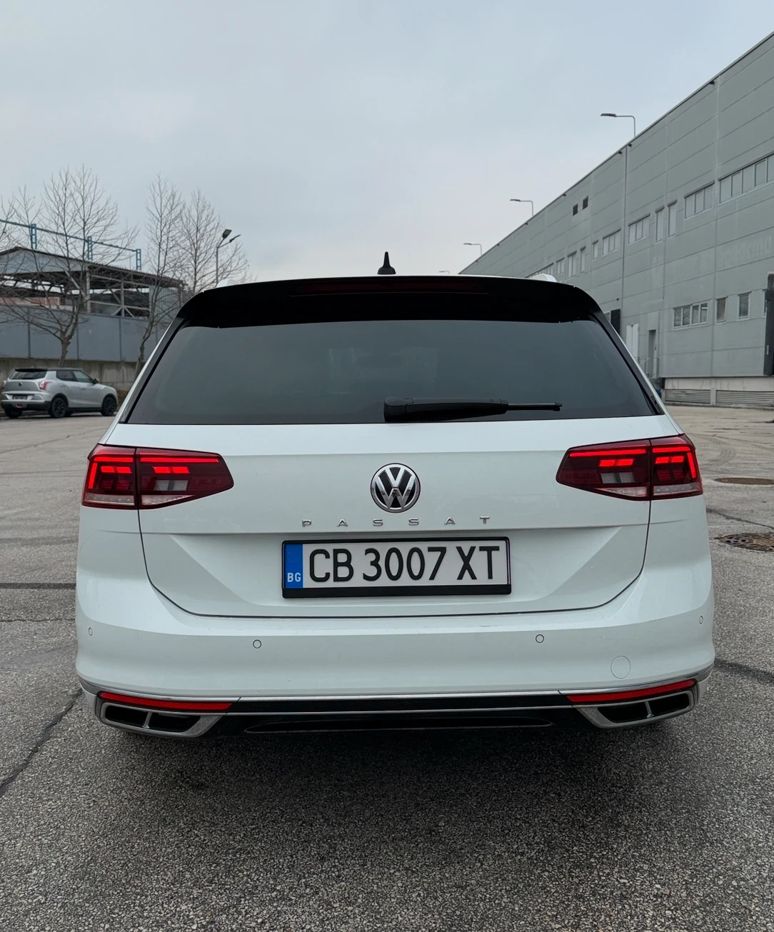 VW Passat R-Line / Dynaudio / Digital Cockpit / ����� | Mobile.bg � ����������� 5