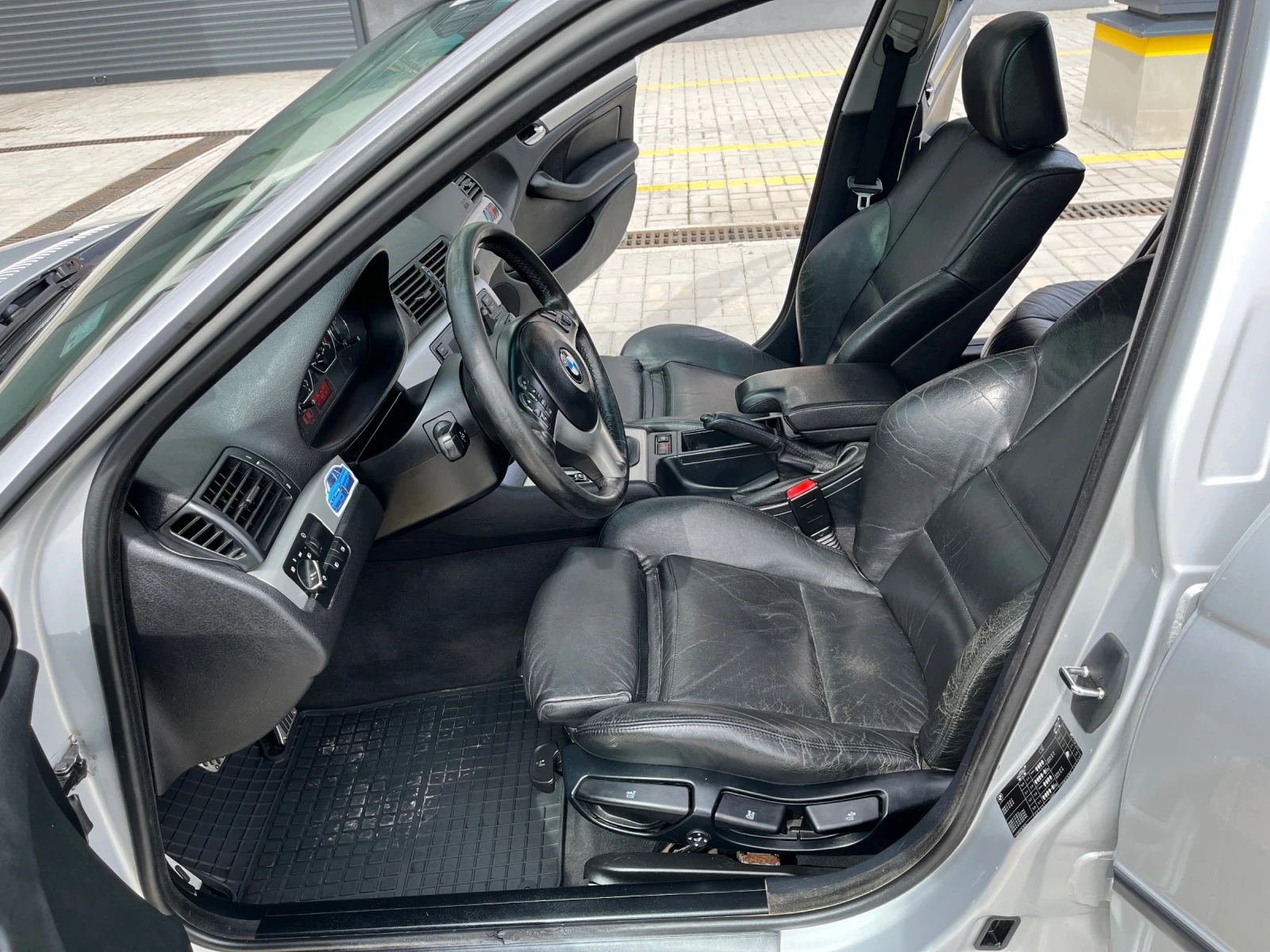 BMW 320 320D/150КС/MPACHKET, снимка 12 - Автомобили и джипове - 54036361