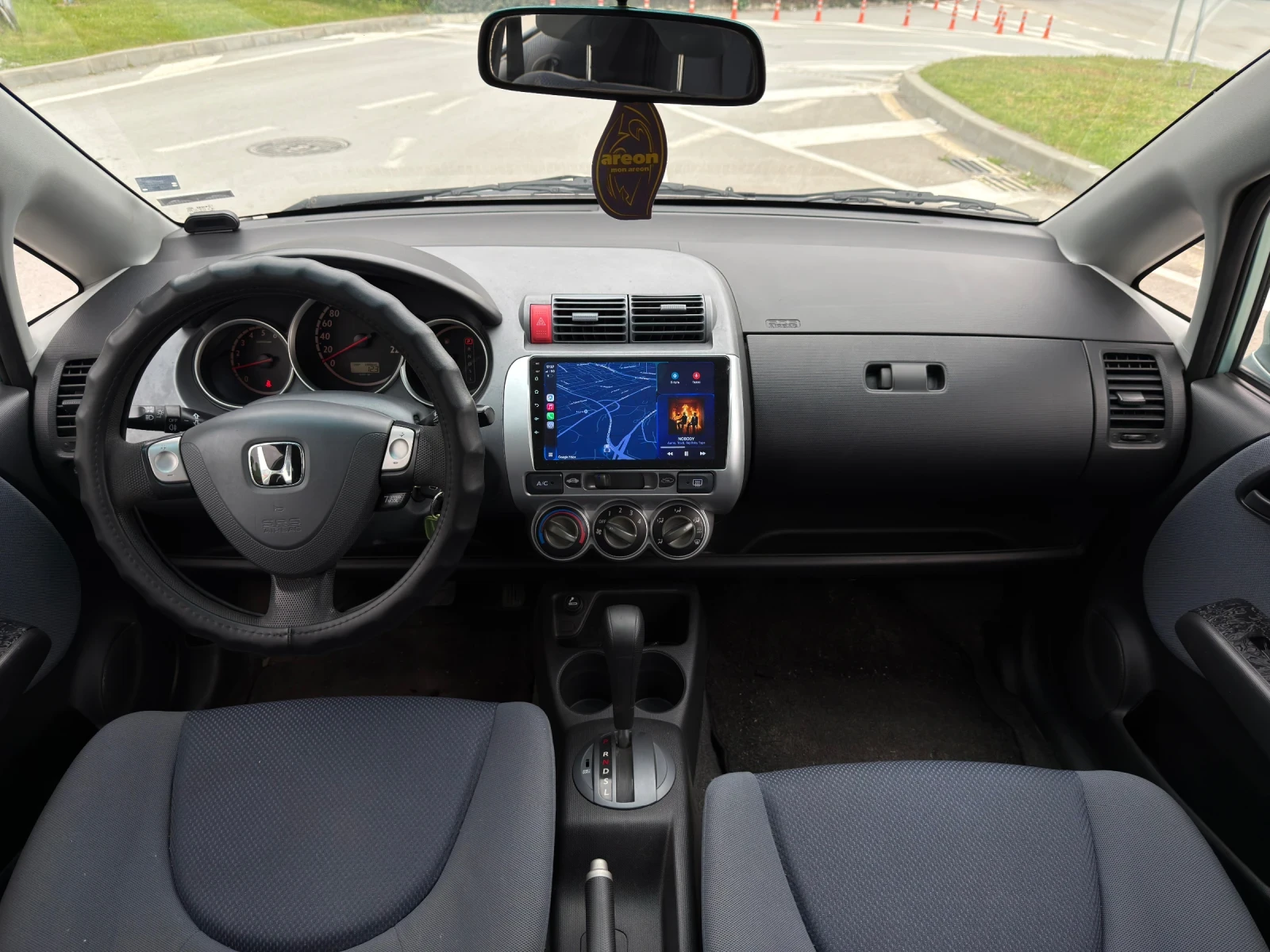 Honda Jazz 1.4 LS, снимка 7 - Автомобили и джипове - 54136283