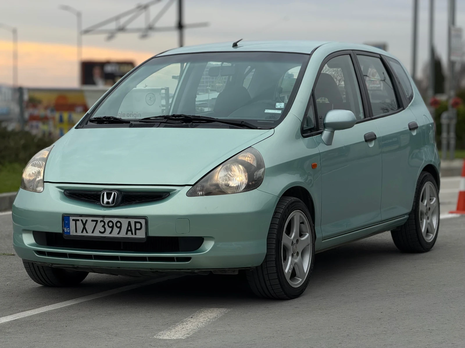 Honda Jazz 1.4 LS, снимка 3 - Автомобили и джипове - 54136283