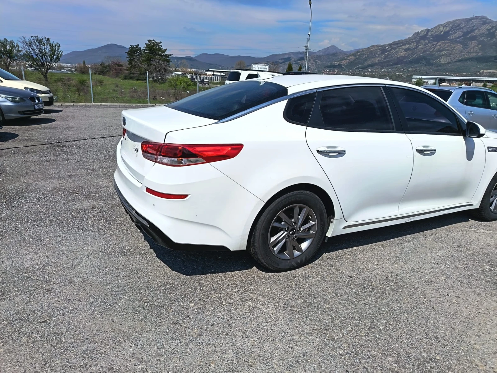 Kia K5 2, 0LPI, снимка 5 - Автомобили и джипове - 54803394