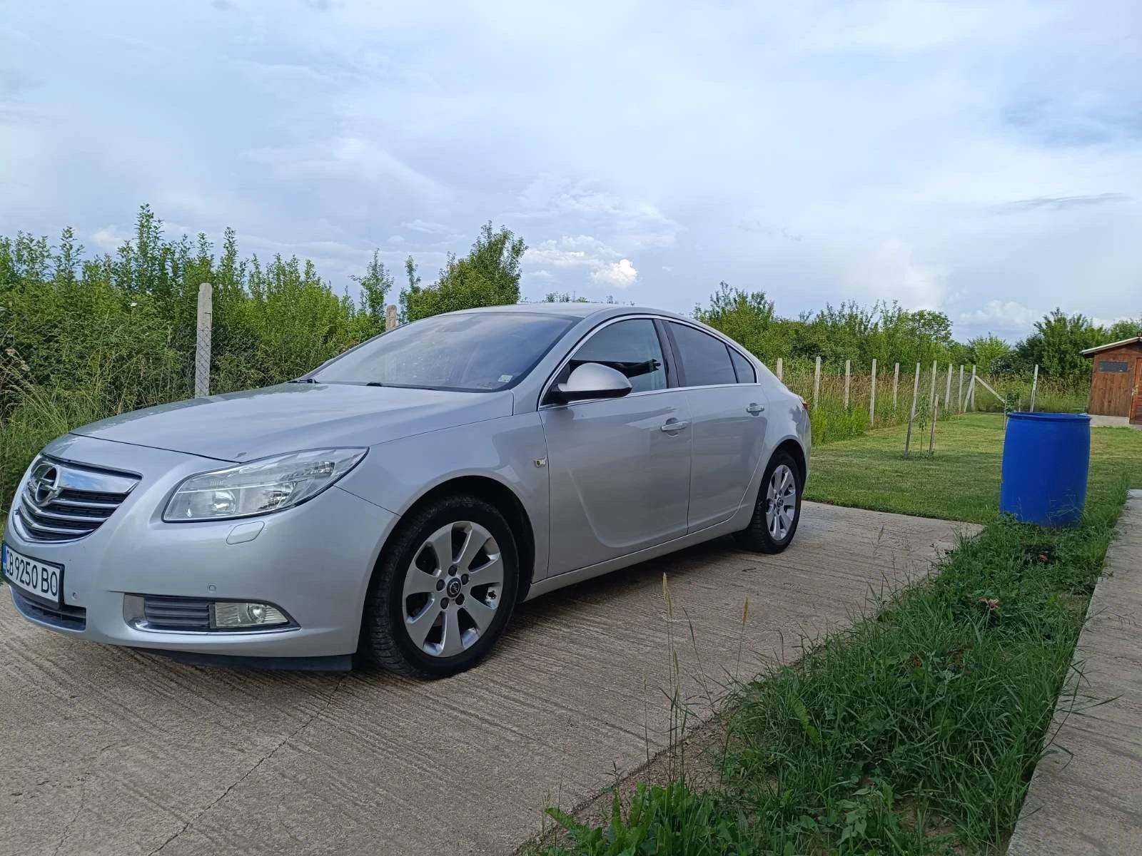 Opel Insignia, снимка 6 - Автомобили и джипове - 55108627