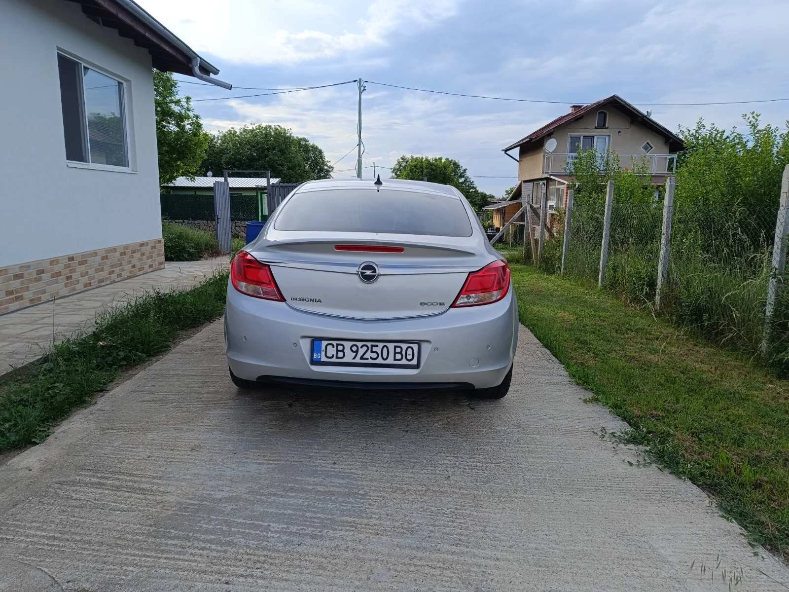 Opel Insignia, снимка 4 - Автомобили и джипове - 55108627